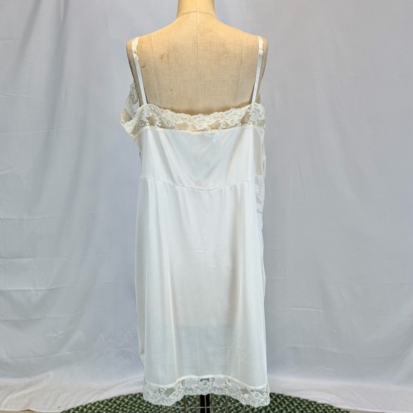 VINTAGE 70s nylon lace midi dress slip full length midi lingerie layer nightgown - Picture 6 of 13